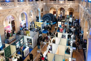 Reportage photo événementiel réalisé lors de l'édition 2026 de la Nuit de l'Orientation et du Forum Horizon pro au Palais de la bourse de Lyon pour le compte de la CCI.