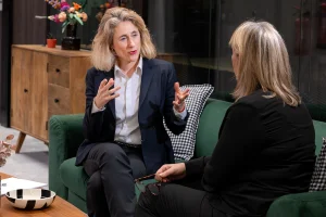 Reportage photo corporate réalisé pour l'entreprise Serensys dans les locaux de l'espace de coworking Mitwit Office Lyon Bellecour à Lyon 2.